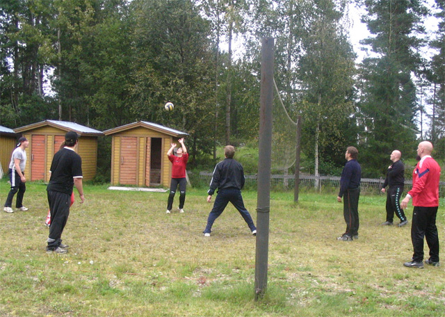 Lopuksi lentopalloa
